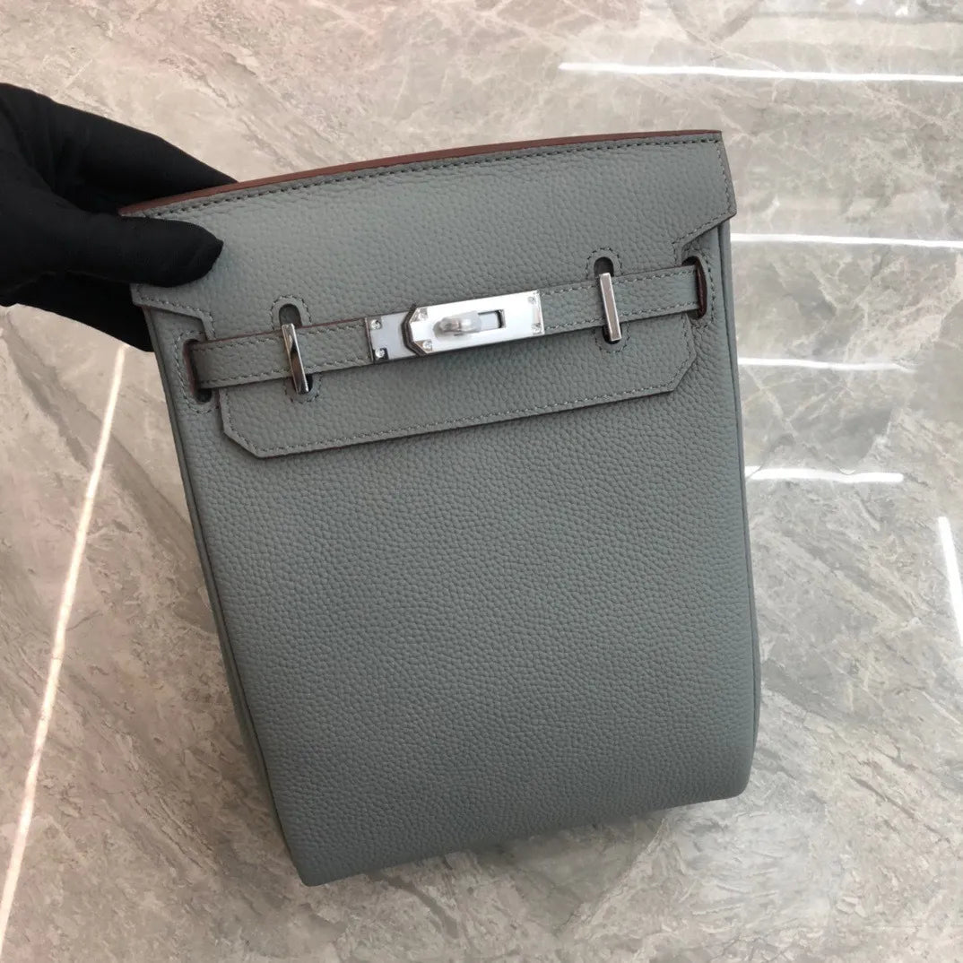 Hado™ - MINIMALIST LEATHER CROSSBODY BAG