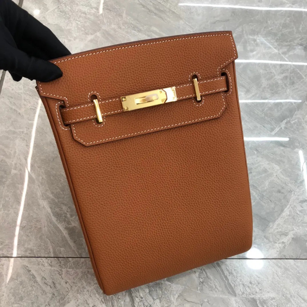 Hado™ - MINIMALIST LEATHER CROSSBODY BAG