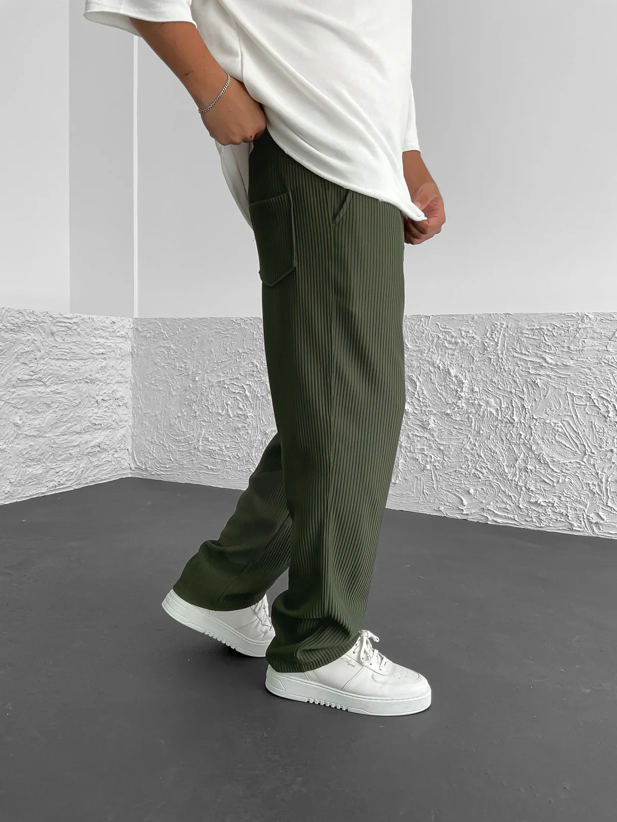 Rivelle™ – RIBBED RELAXED FIT TROUSERS