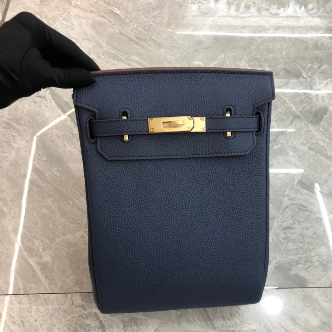 Hado™ - MINIMALIST LEATHER CROSSBODY BAG