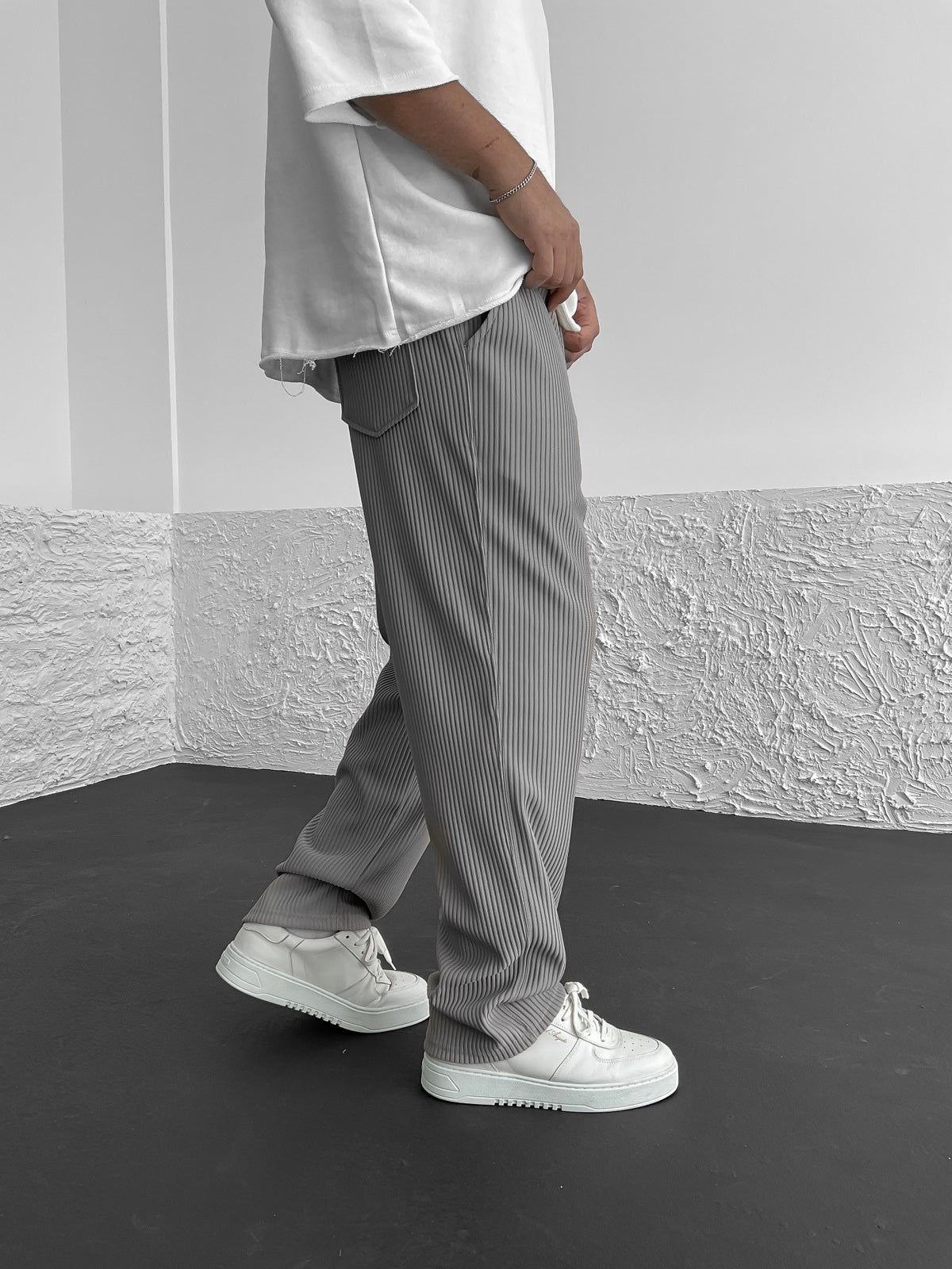 Rivelle™ – RIBBED RELAXED FIT TROUSERS