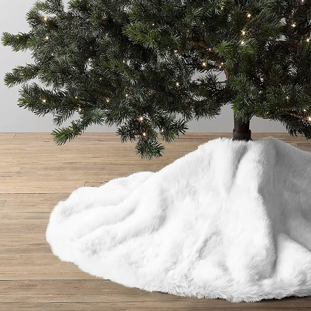 1pc White Christmas Tree Skirt Small Faux Fur Plush Tree Skirt For Christmas Pencil Tree Skirt, Holiday Decoration Christmas Supplies Home Decoration Event Decoration White Rabbit Fur Bedroom Living Room Decoration,halloween
