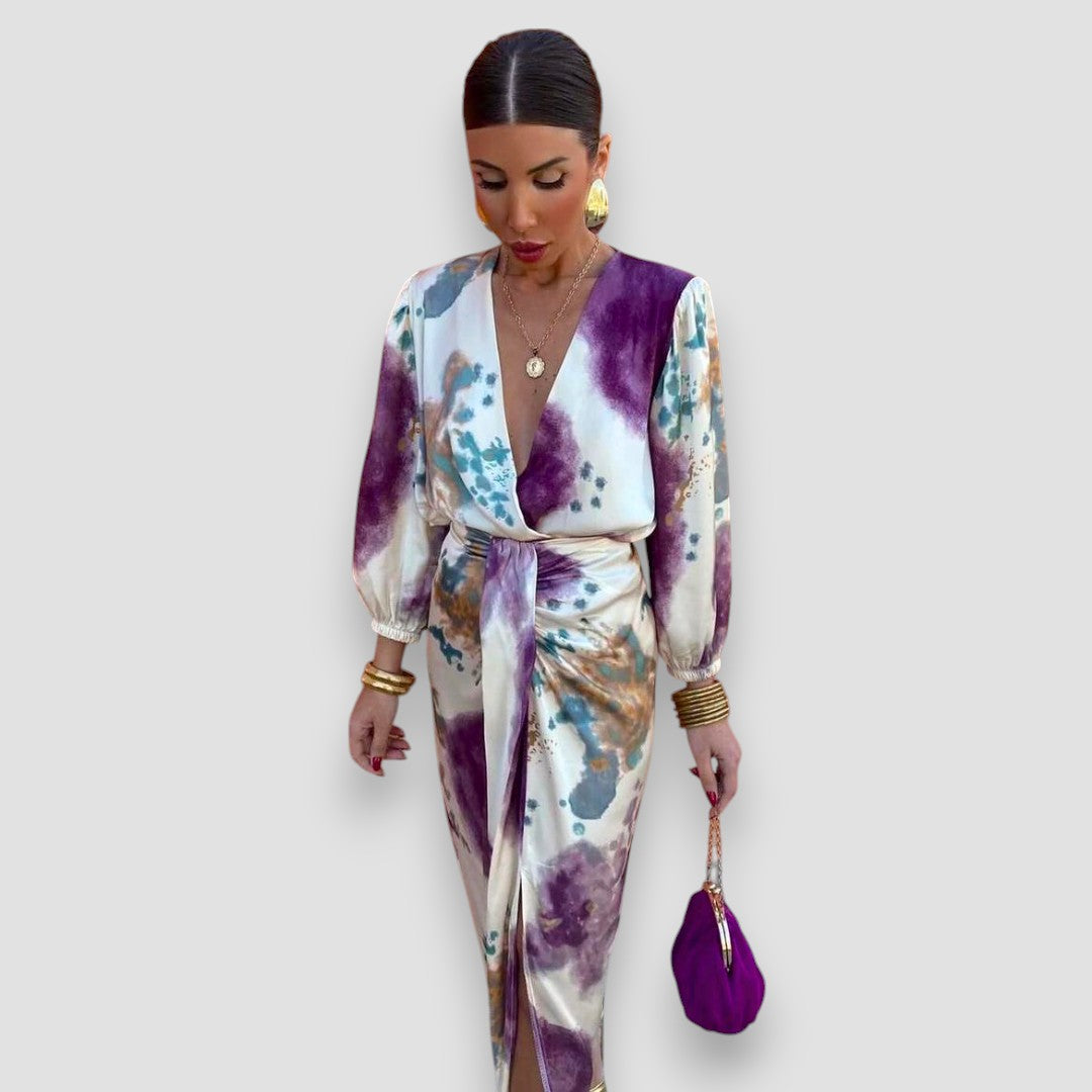 Amara | Robe élégante à col en V