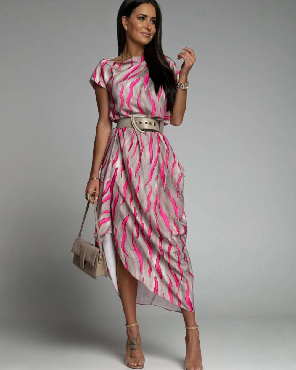 CHARMIE | ROBE ASYMÉTRIQUE EN SATIN