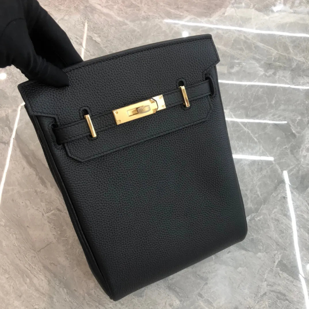 Hado™ - MINIMALIST LEATHER CROSSBODY BAG