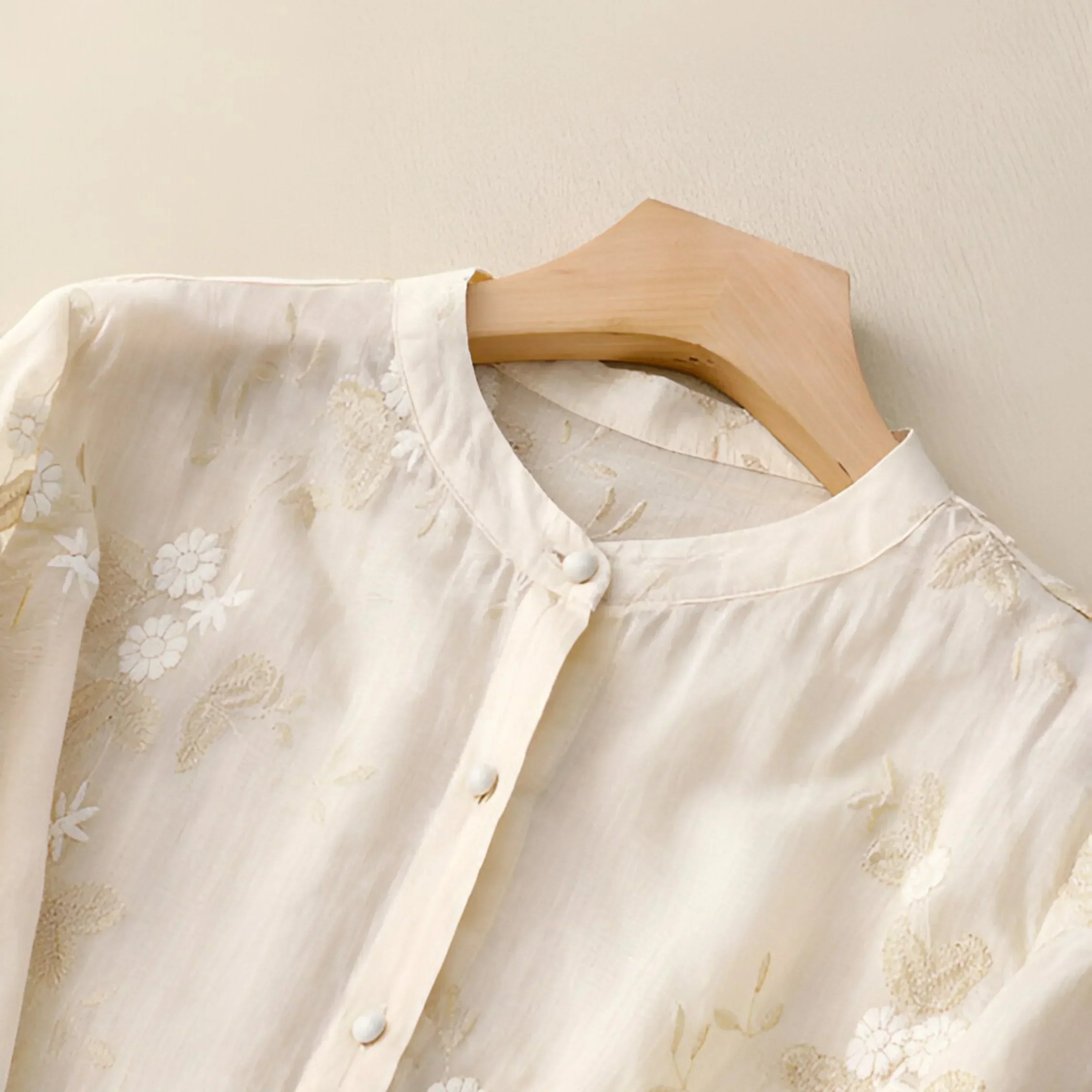 LUCILLE™ - FLORAL BUTTON-UP BLOUSE