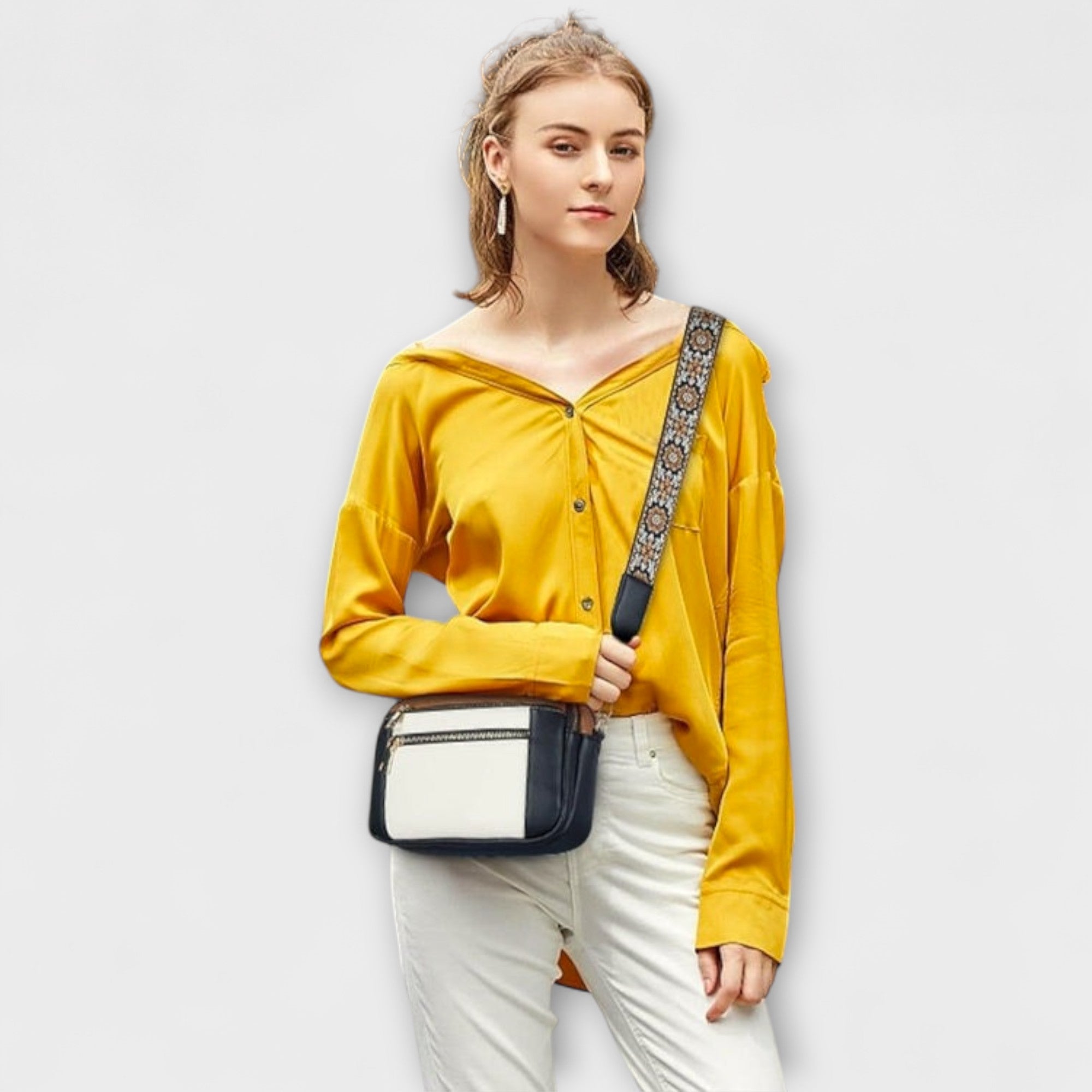 Ava™ - Elegant Leather Crossbody Bag
